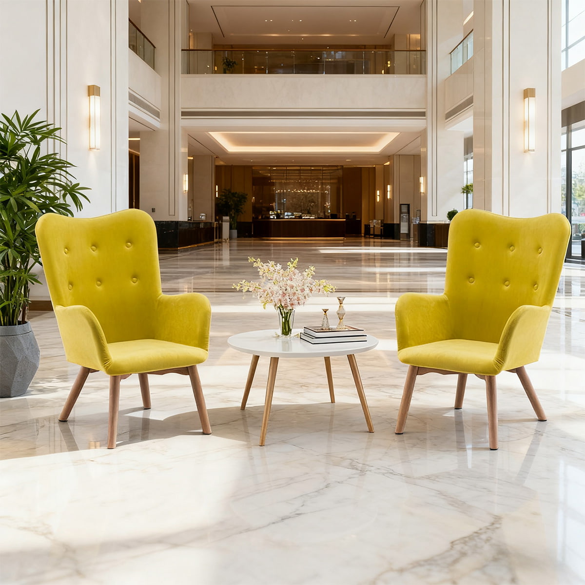Moderní žluté sametové křeslo s akcentem — všívané křeslo pro volný čas Wingback s dřevěnými nohami a područkami do obývacího pokoje, ložnice nebo kanceláře